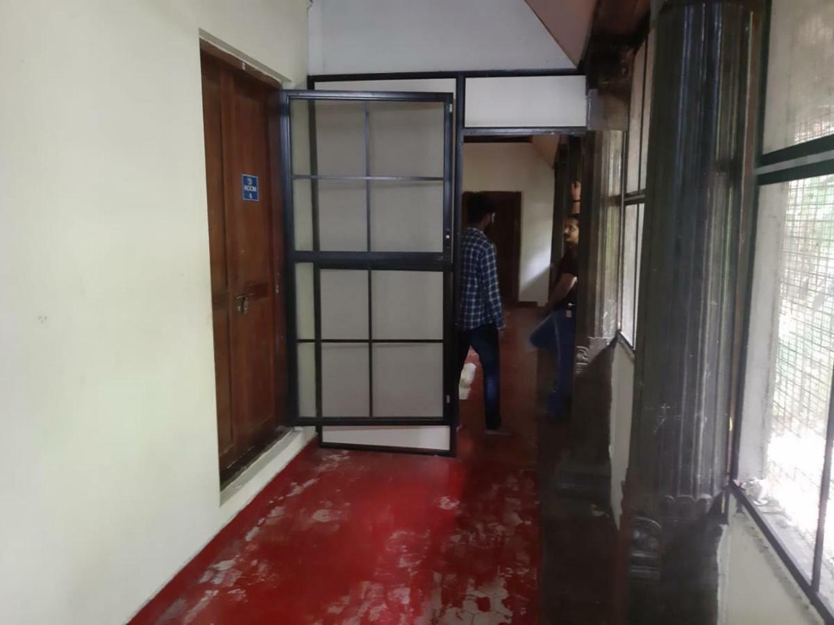 Devasthanam Lodge Thiruvananthapuram Dış mekan fotoğraf