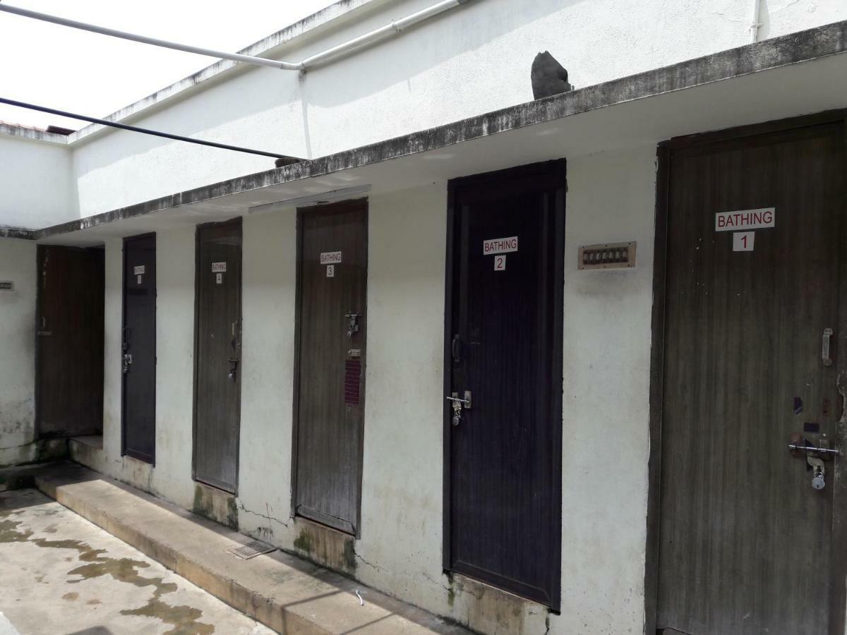 Devasthanam Lodge Thiruvananthapuram Dış mekan fotoğraf